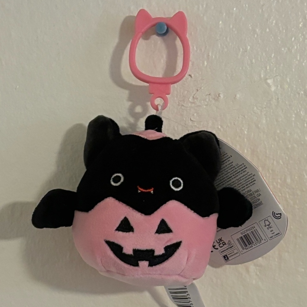 Emily 3” Bat in Pink Pumpkin Clip Original Squishmallows Plush